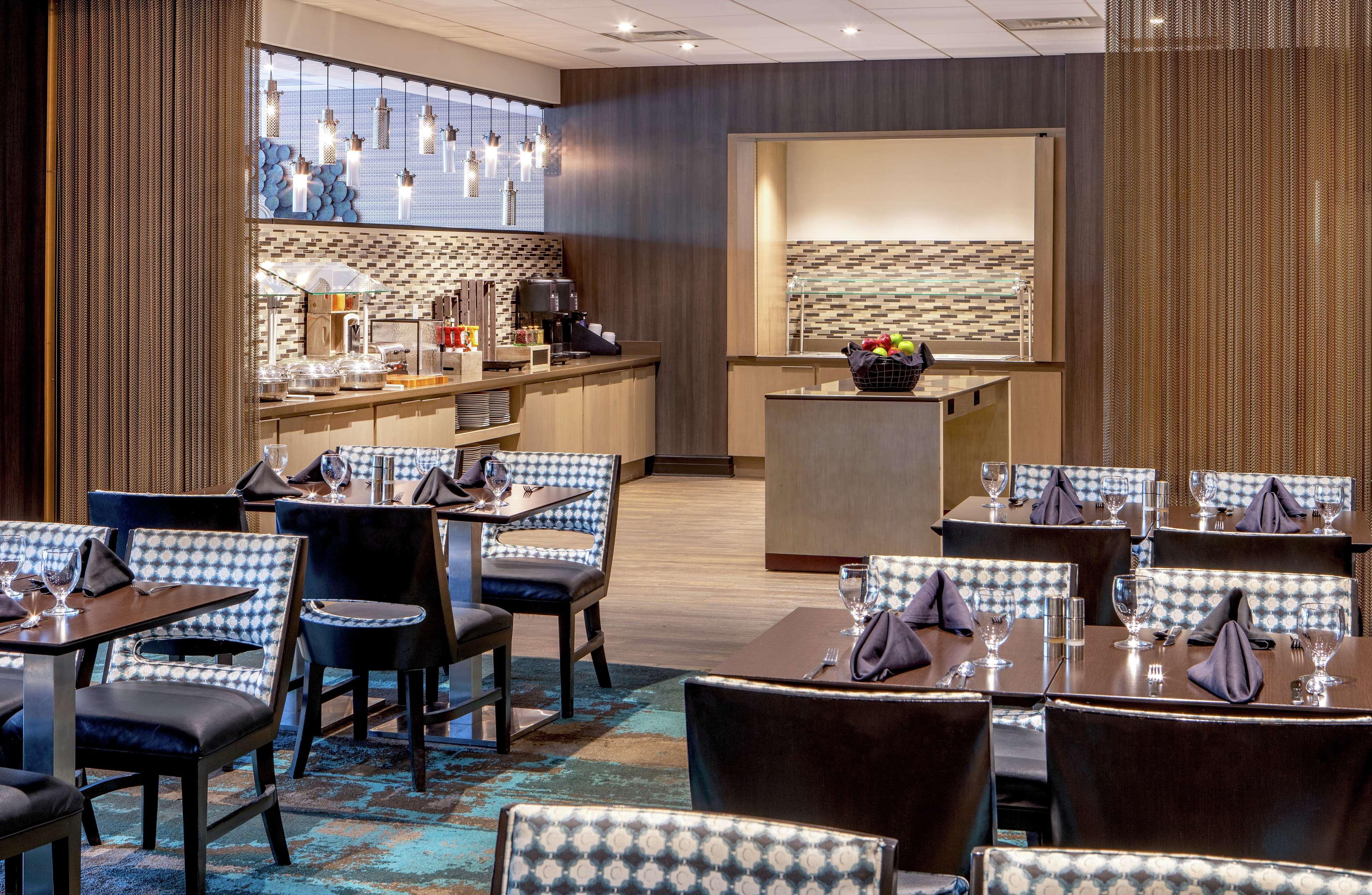 Doubletree By Hilton Columbia Hotel Buitenkant foto